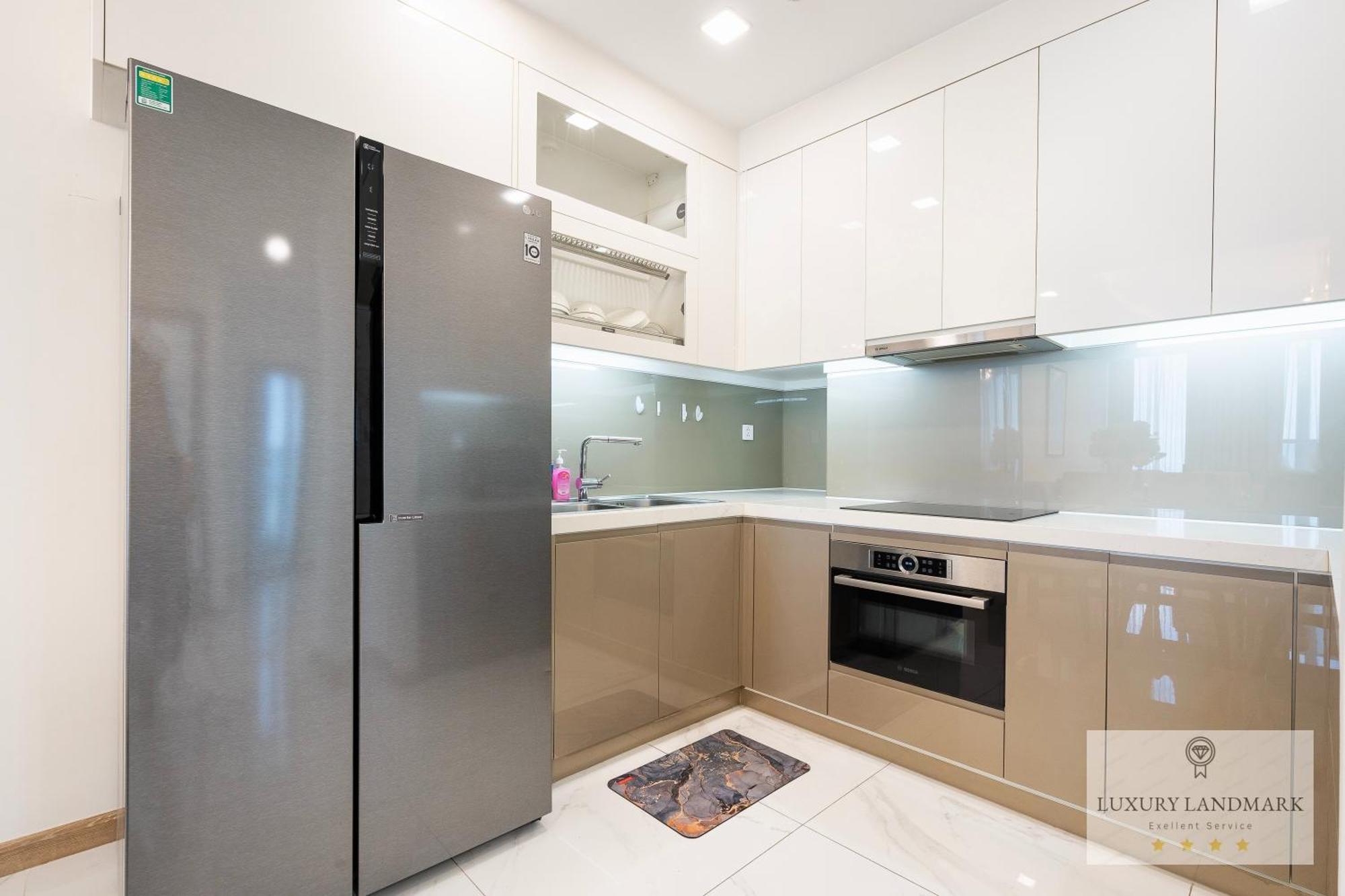 Celeste Landmark 81 Riverview 4*