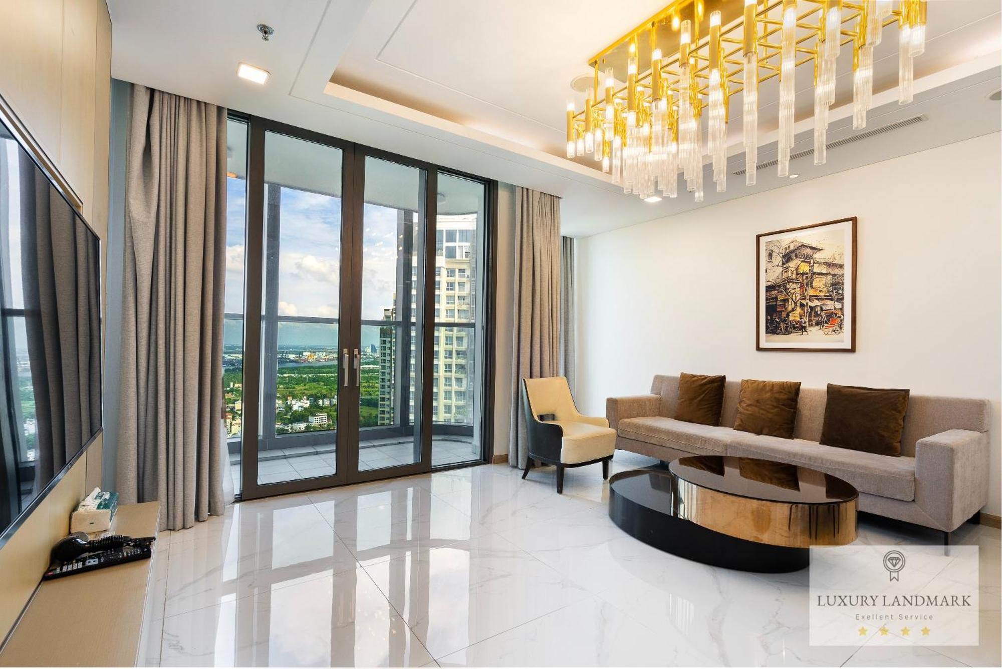 Celeste Landmark 81 Riverview Aparthotel 4*