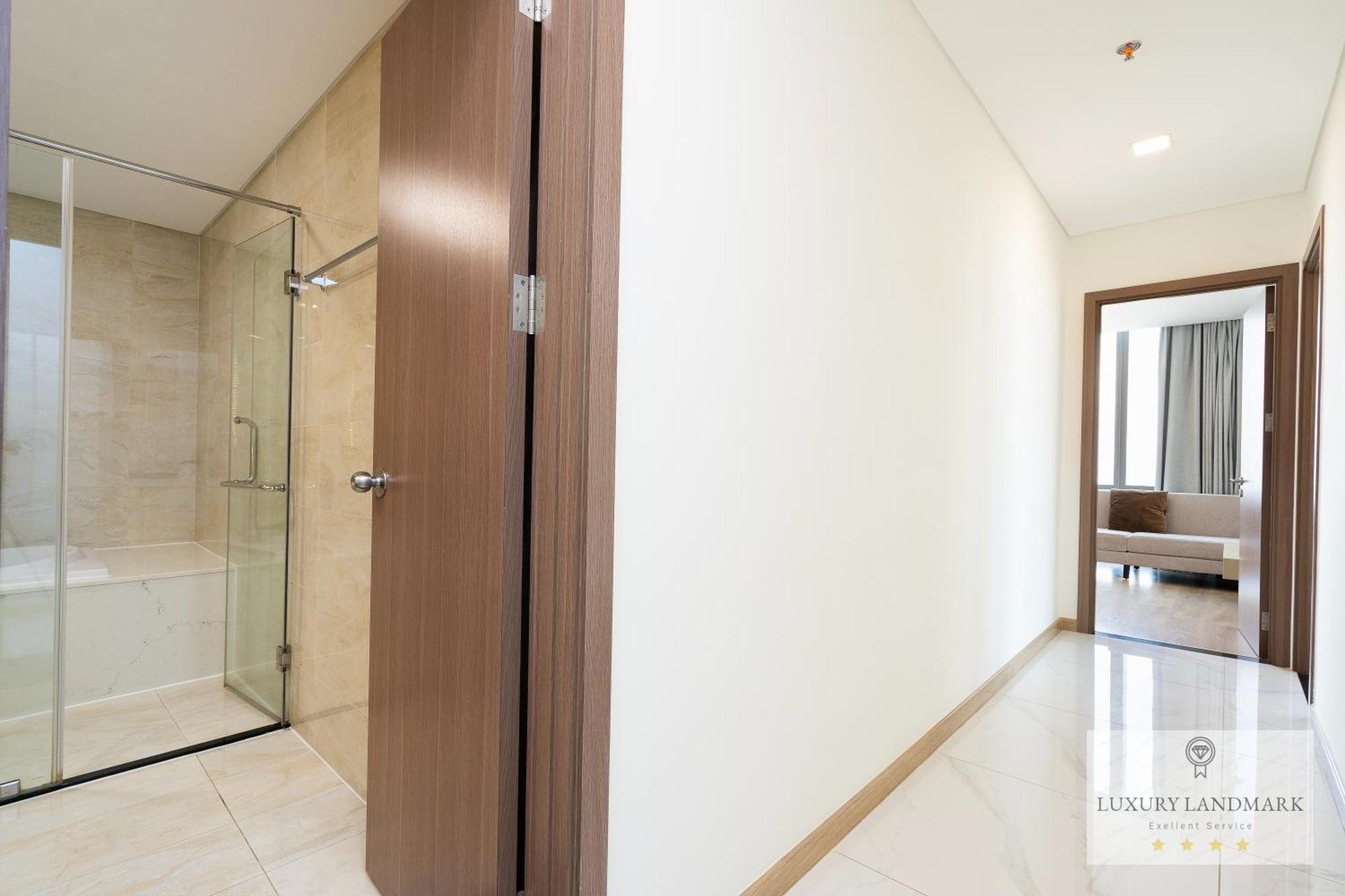 Aparthotel Celeste Landmark 81 Riverview 4*