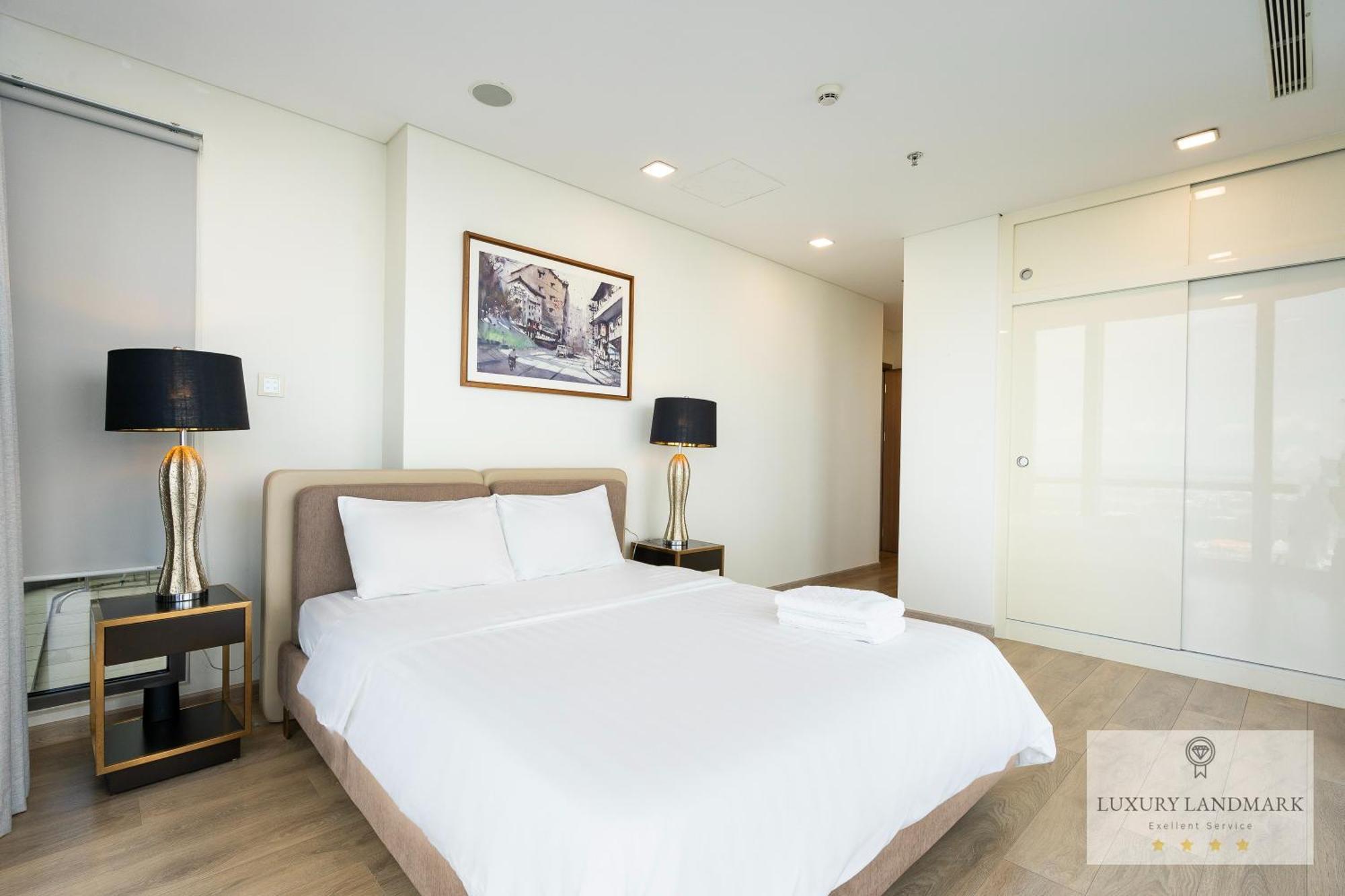 Celeste Landmark 81 Riverview 4*