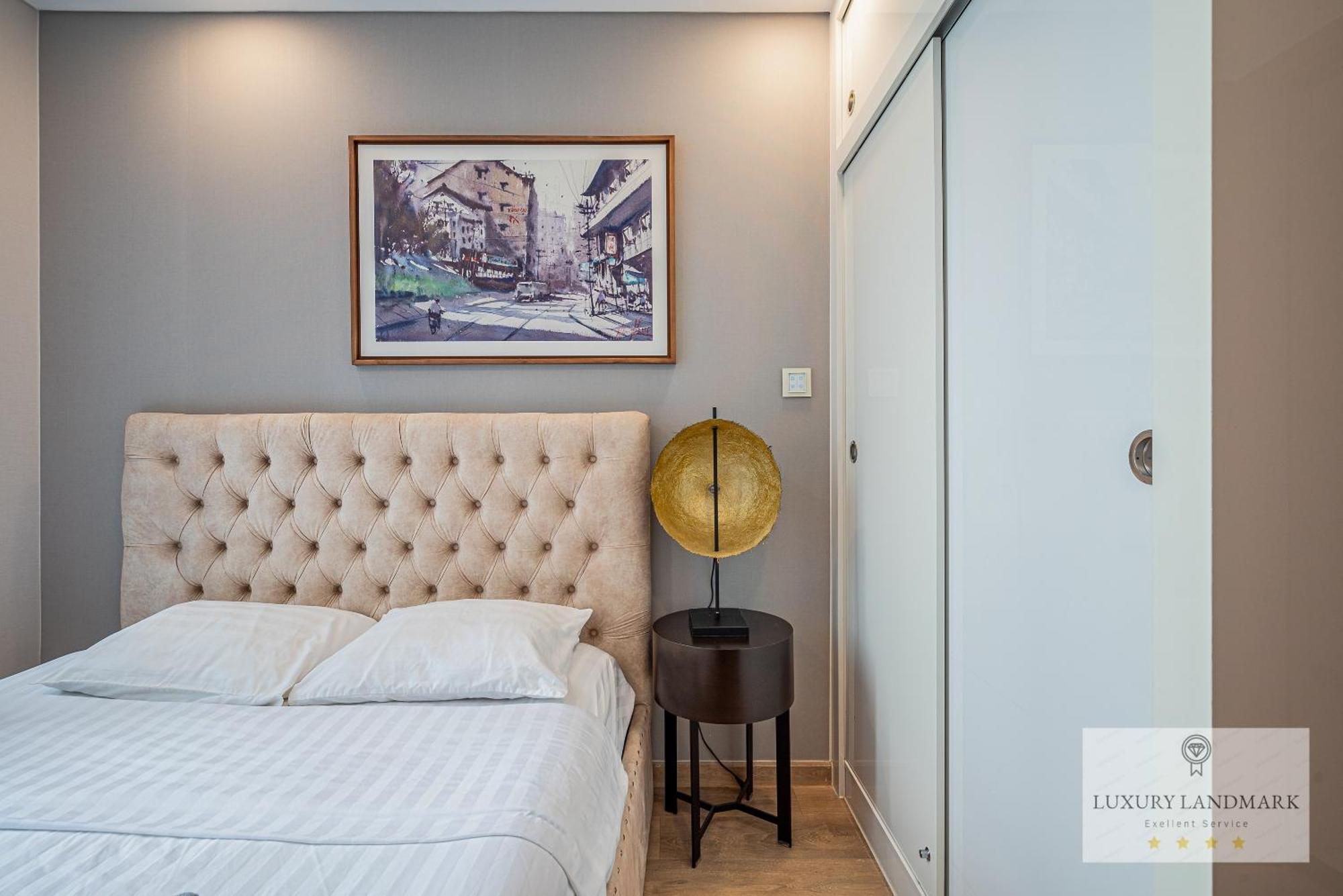 Aparthotel Celeste Landmark 81 Riverview