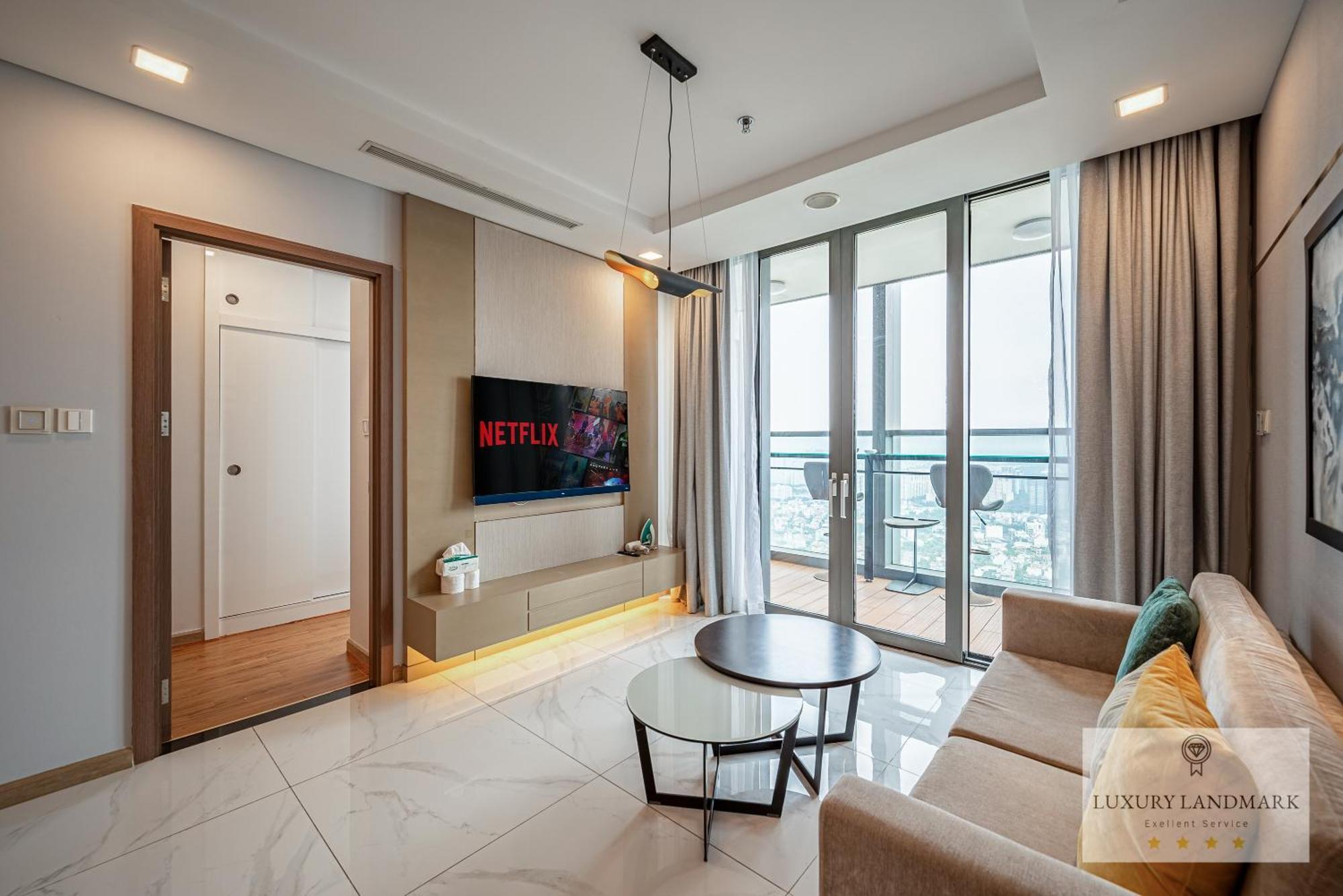 Celeste Landmark 81 Riverview 4*